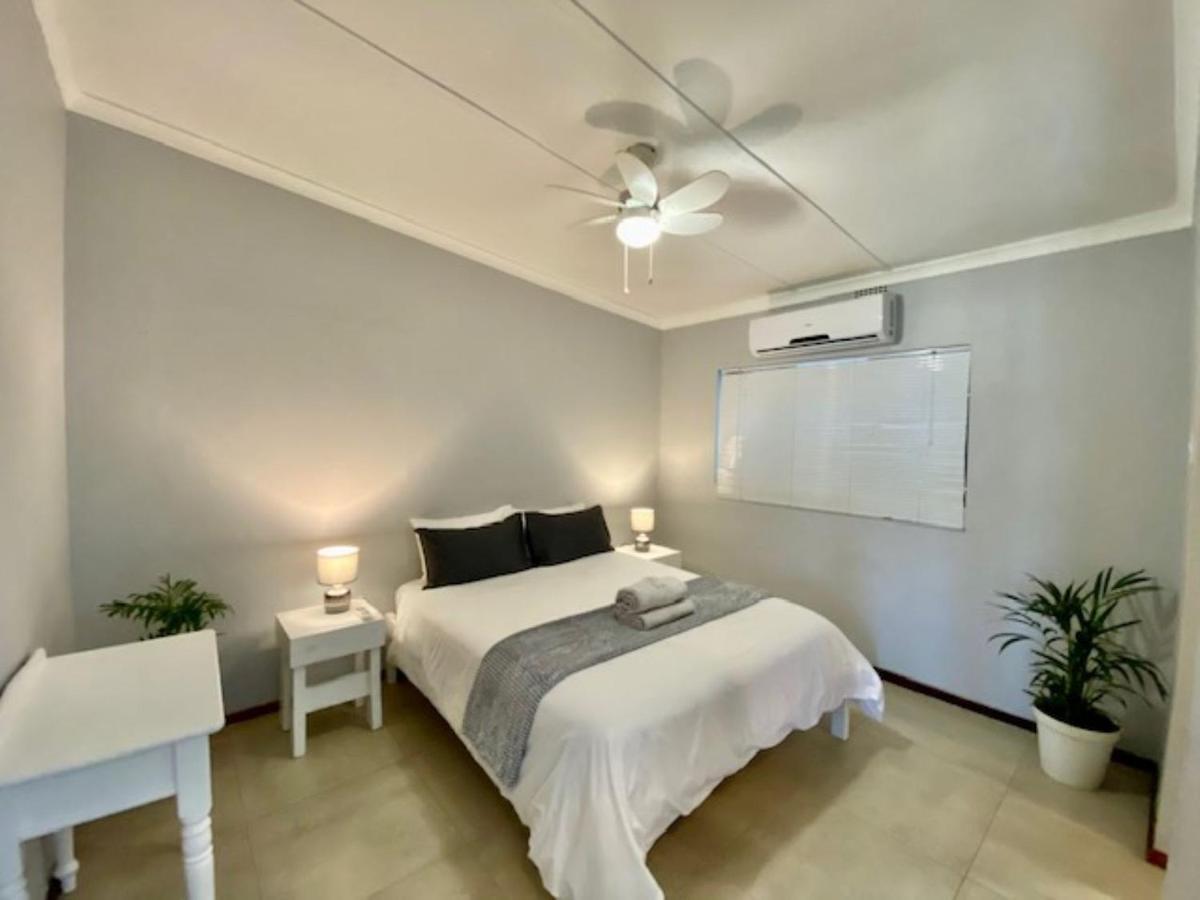 Surf Motel Umdloti Ngoại thất bức ảnh
