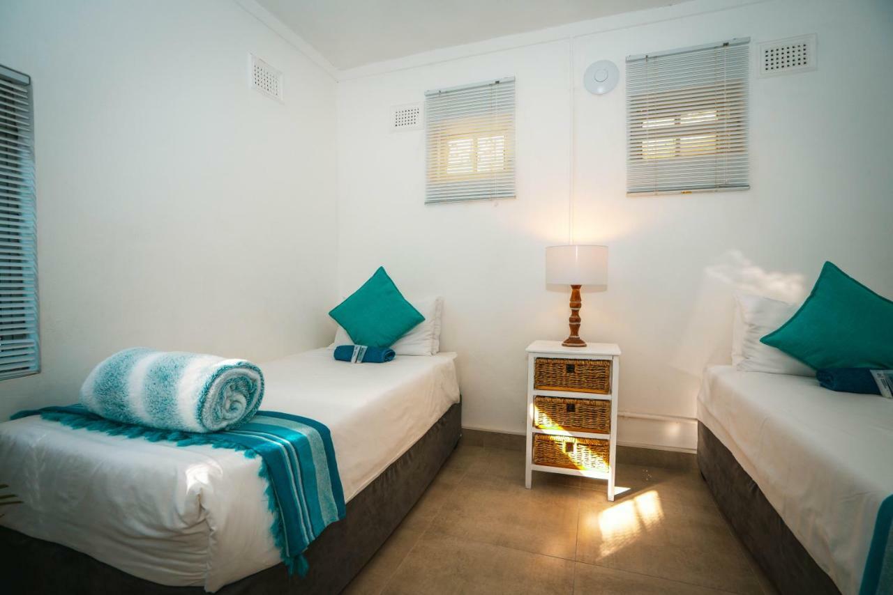 Surf Motel Umdloti Ngoại thất bức ảnh